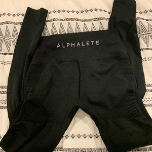 Alphalete aero leggings